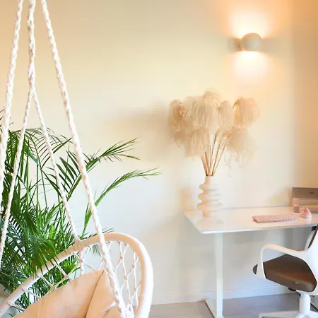 Noma - Balcony - Ac - Fast Wifi غدينيا